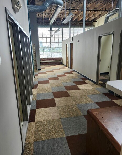 More Photos Of 901 N Milton Ave, Baltimore Office For Lease