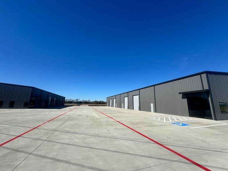 More Photos Of 1450 S State Hwy 78, Farmersville Industrial For Lease