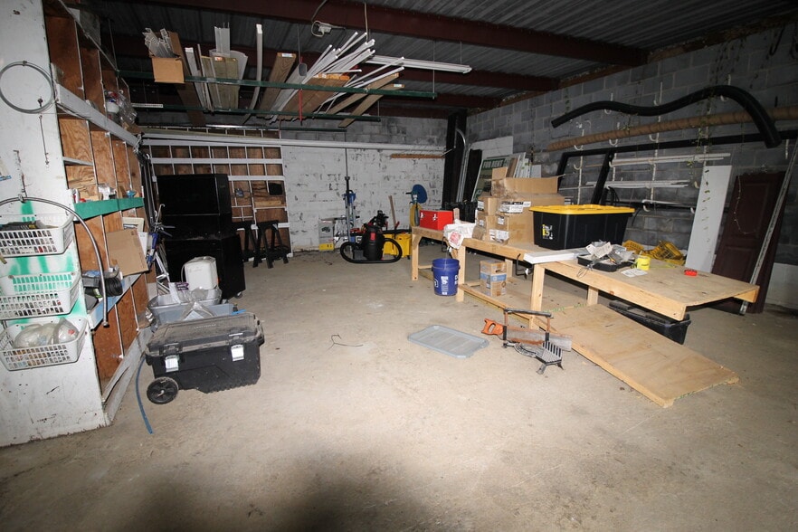 More Photos Of 6133 Kingsport Hwy, Johnson City Self Storage For Sale