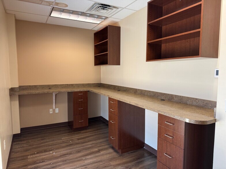 More Photos Of 4006-4012 N Florida Ave, Tampa Medical For Lease
