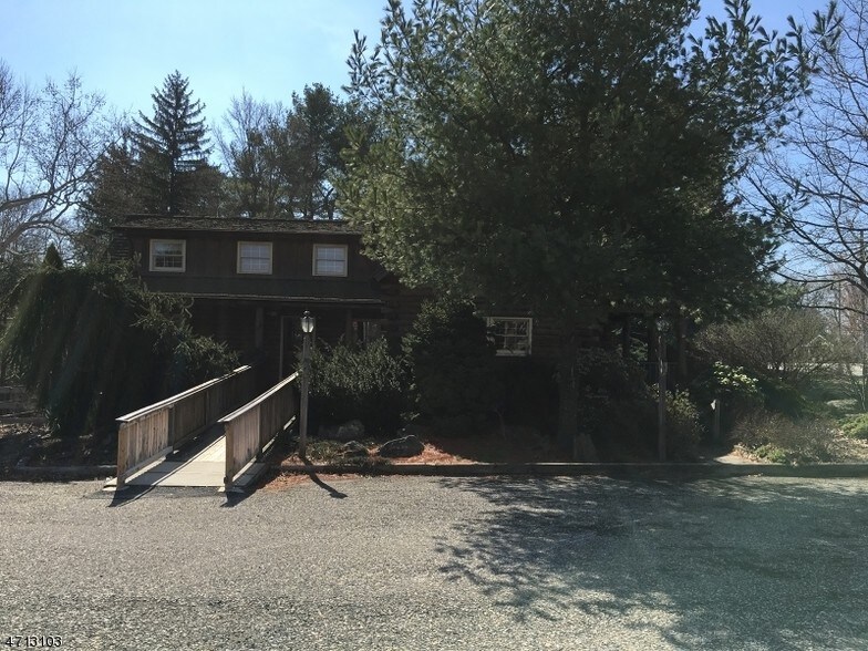 More Photos Of 1136 State Route 31, Lebanon General Retail For Sale