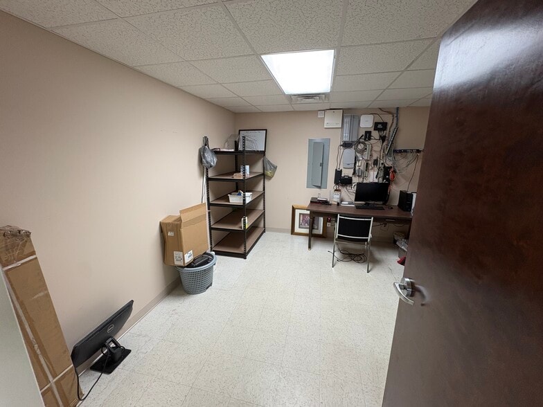 More Photos Of 11375 US-701 Hwy, Elizabethtown Refrigeration Cold Storage For Sale