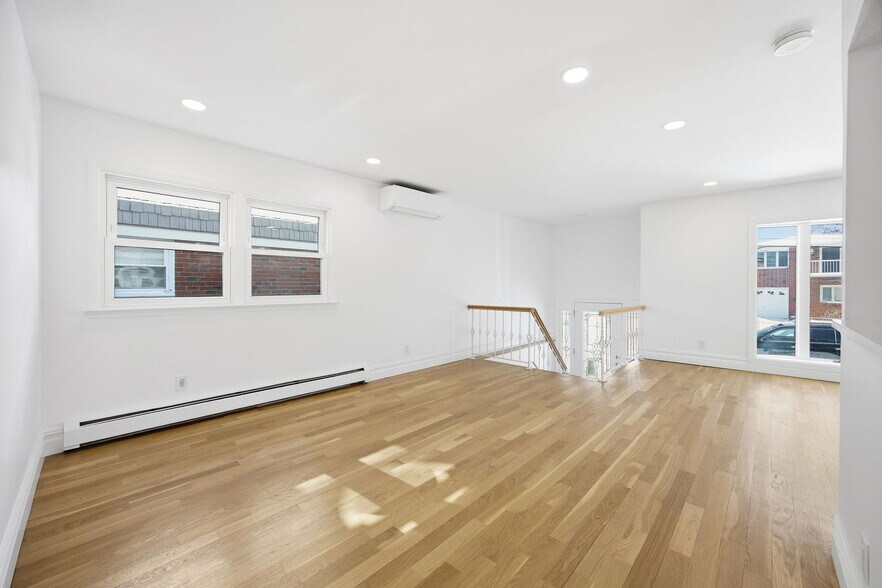 More Photos Of 158-10 95th St, Howard Beach Multifamily For Sale