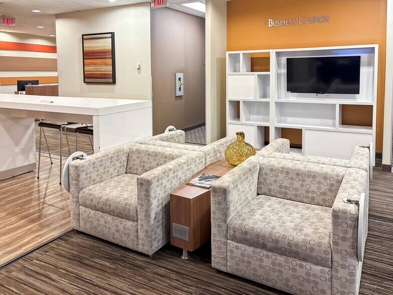 More Photos Of 600 Crowfoot Cres NW, Calgary Coworking Space