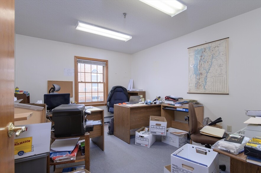 More Photos Of 156 Main St, Ludlow Office For Sale