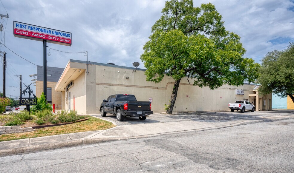 More Photos Of 701 S Frio St, San Antonio Warehouse For Lease