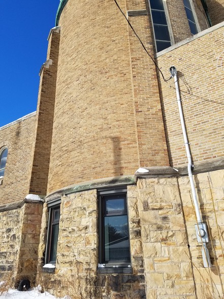 More Photos Of 5th Ave & Broadway St, Scranton Religious Facility For Sale