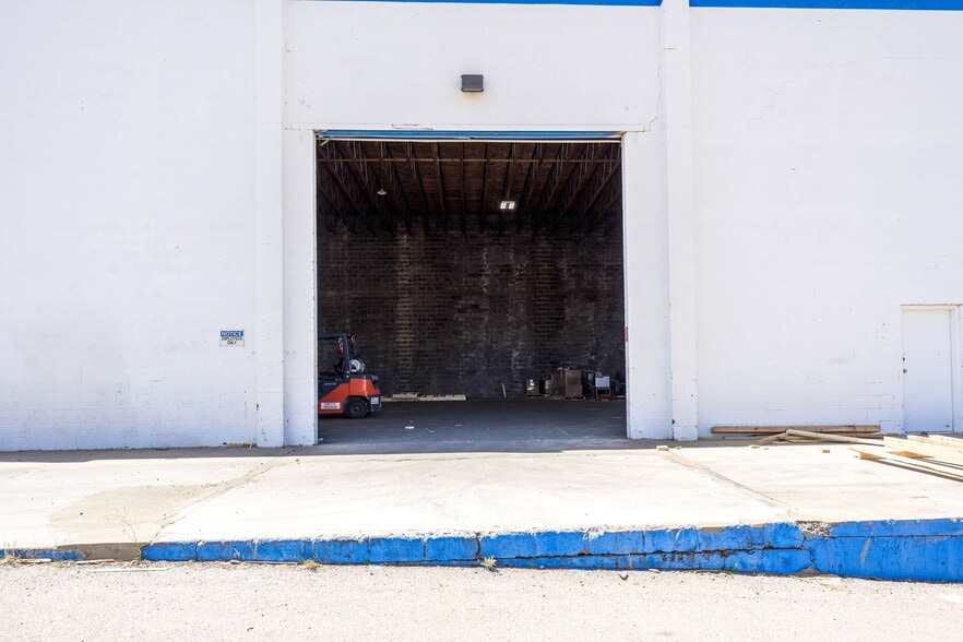 More Photos Of 4800 Sonoma Ranch Blvd, Las Cruces Warehouse For Sale