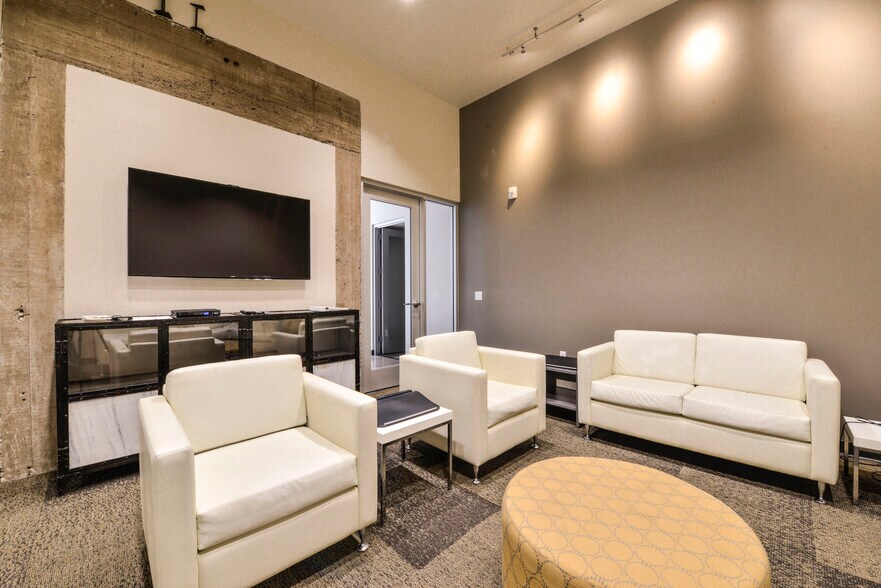 More Photos Of 121 E Buchanan St, Phoenix Loft Creative Space For Sale