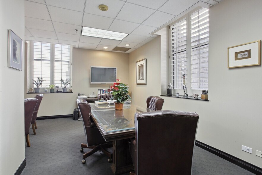 More Photos Of 1601 Arapahoe St, Denver Office For Sale