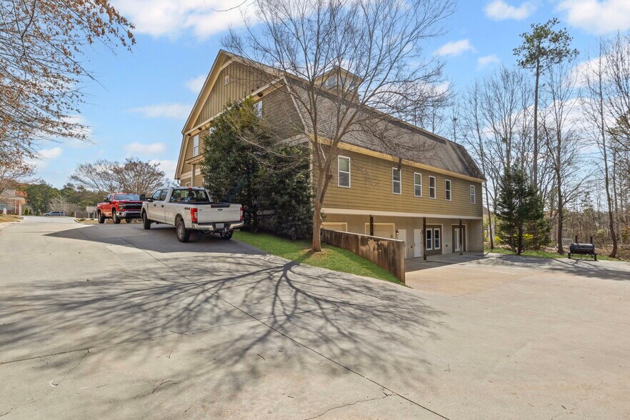 More Photos Of 160 Greencastle Rd, Tyrone Office For Lease