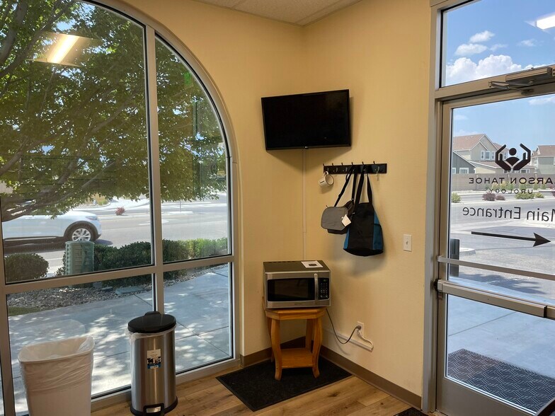More Photos Of 1677 Lucerne St, Minden Medical For Sale