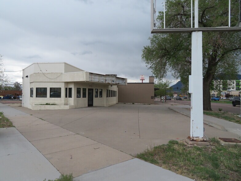 Primary Photo Of 311 S Nevada Ave, Colorado Springs General Retail For Sale