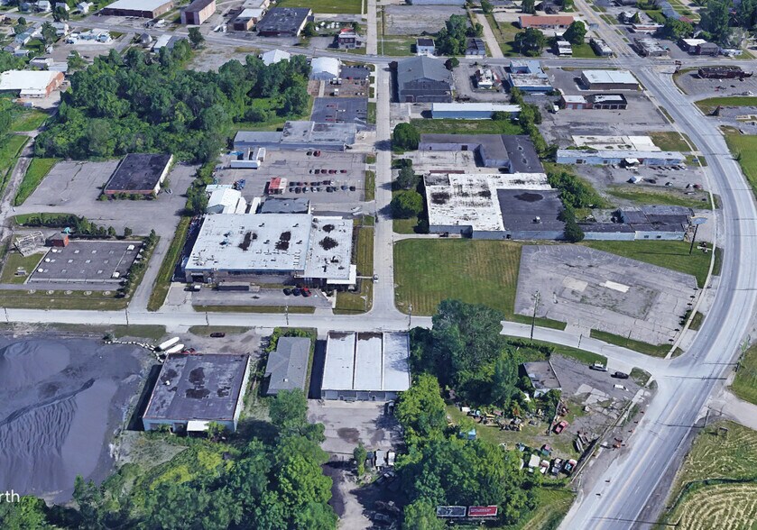 More Photos Of 1820 Iowa Ave, Lorain Warehouse For Sale