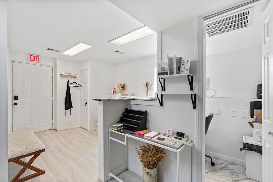 More Photos Of 2749 Hylan Blvd, Staten Island Office Residential For Sale