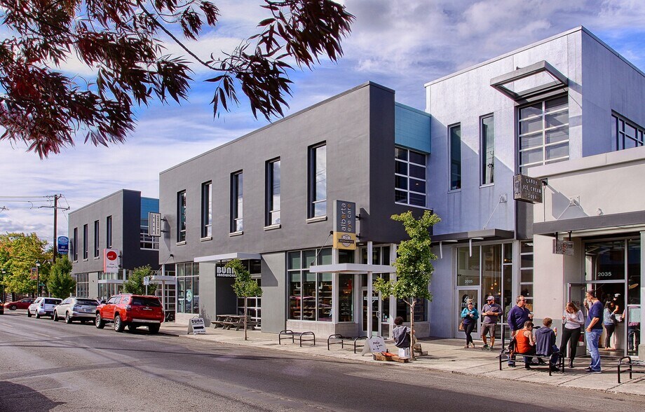 More Photos Of 2001-2025 NE Alberta St, Portland Loft Creative Space For Lease