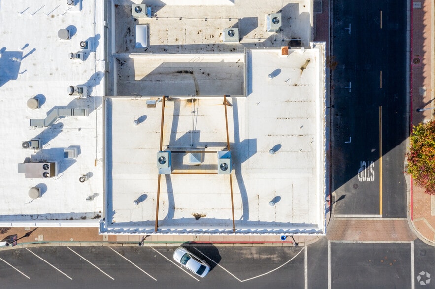 More Photos Of 420-440 Railroad Ave, Pittsburg Office For Lease