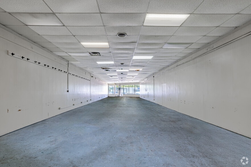 More Photos Of 340-360 W Route 59 Hwy, Nanuet Freestanding For Lease