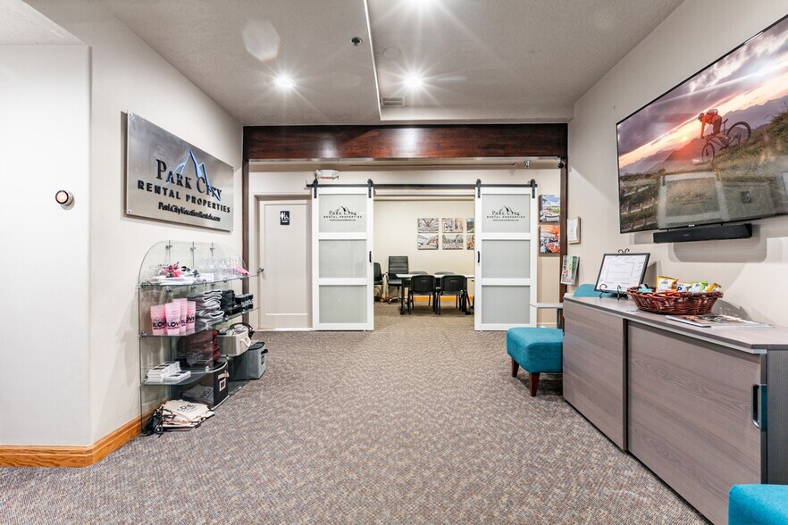 More Photos Of 314 Main St, Park City Storefront Retail Office For Lease