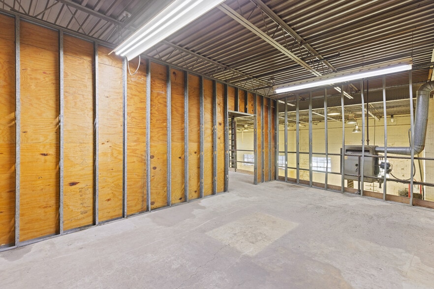 More Photos Of 35 4th Ave, Hawthorne Industrial For Sale