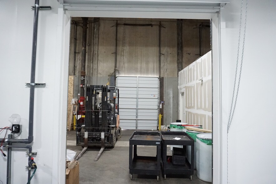 More Photos Of 1025 Joellis Way, Sacramento Distribution For Sale