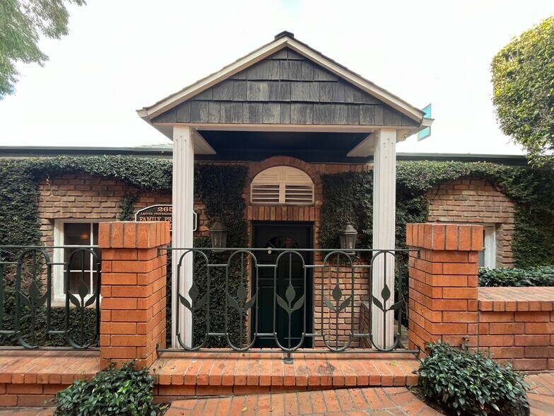 More Photos Of 265 Laguna Ave, Laguna Beach Medical For Lease