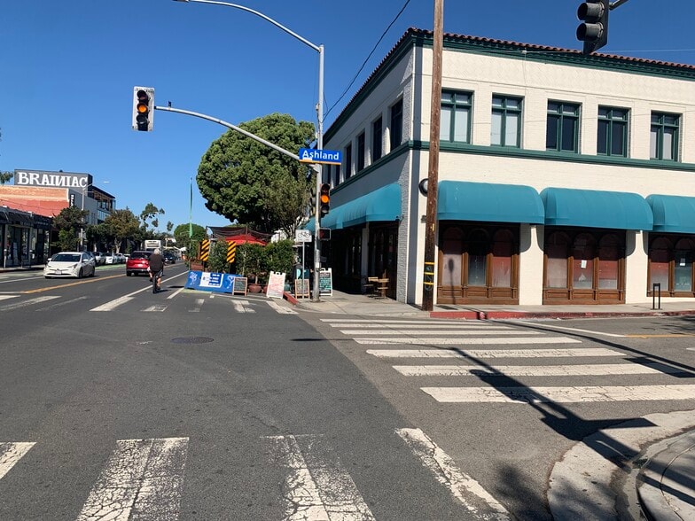 More Photos Of 2817-2827 Main St, Santa Monica Loft Creative Space For Lease