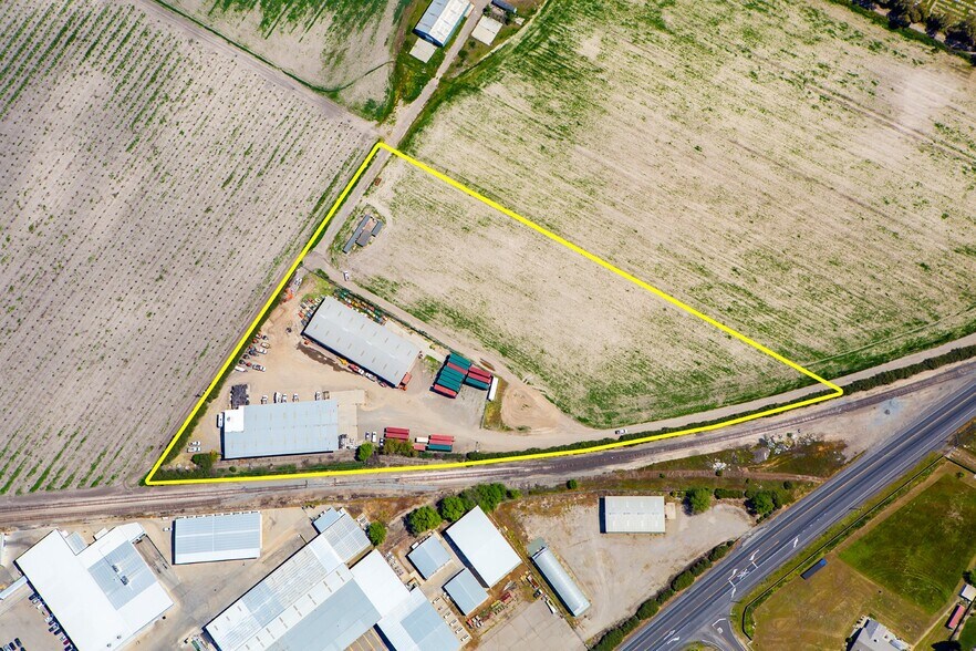 More Photos Of 2933 French Camp, Manteca Land For Lease