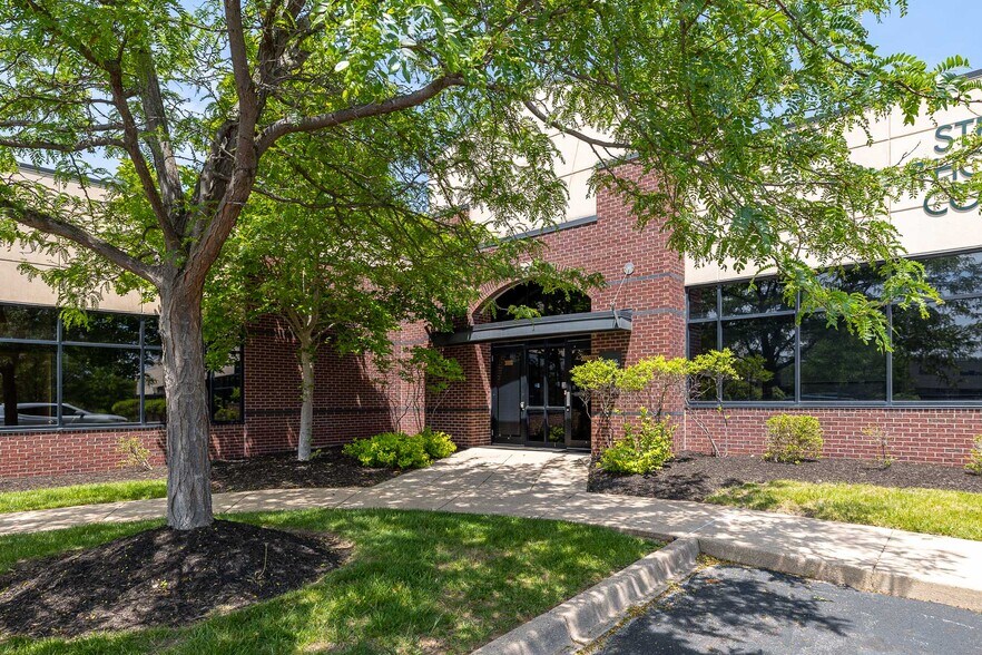 More Photos Of 3000-3026 Eastpoint Pky, Louisville Medical For Sale