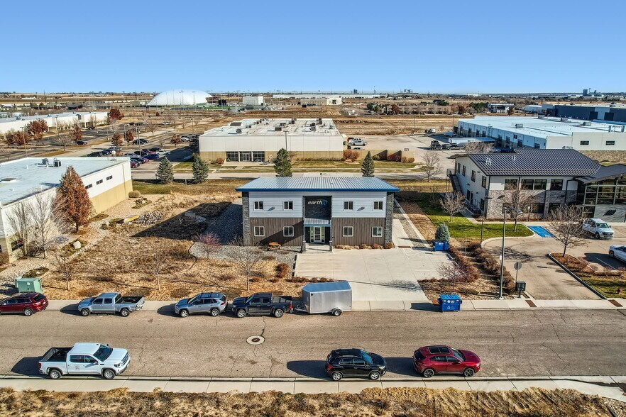 More Photos Of 955 Merchant Ct, Windsor Flex For Sale