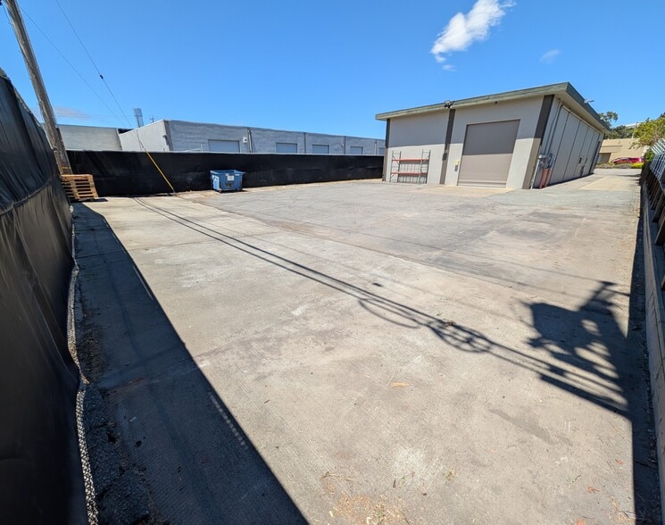 More Photos Of 118 Mitchell Blvd, San Rafael Warehouse For Sale