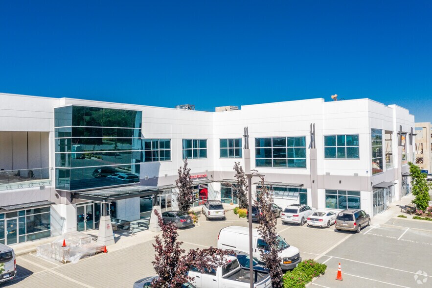 More Photos Of 6638 152A St, Surrey Office For Sale