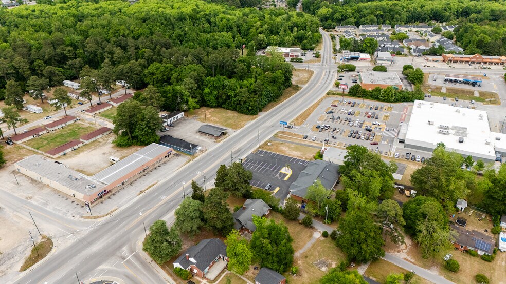 More Photos Of 817 S Cashua Dr, Florence Storefront For Sale