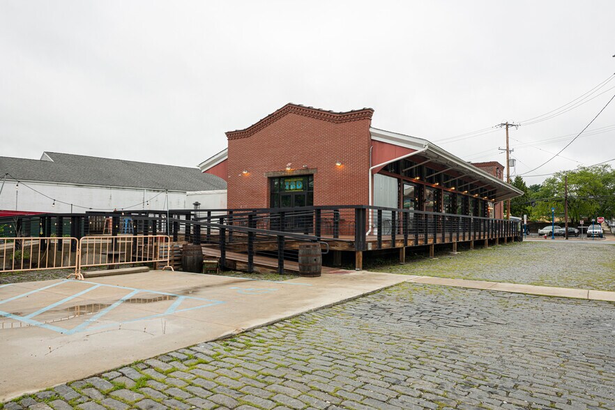 More Photos Of 425 Bridge St, Phoenixville Freestanding For Sale