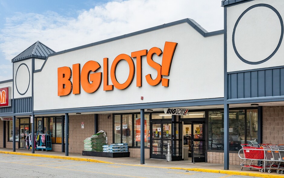 More Photos Of 219 S Main St, Attleboro Freestanding For Sale