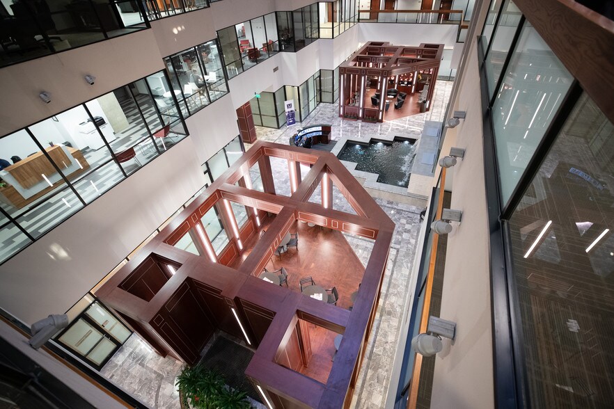 More Photos Of 15851 Dallas Pkwy, Addison Office For Sale