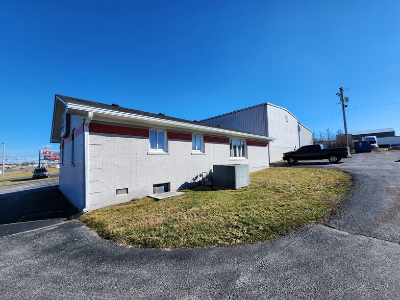 More Photos Of 2714 Russellville Rd, Bowling Green Flex For Sale