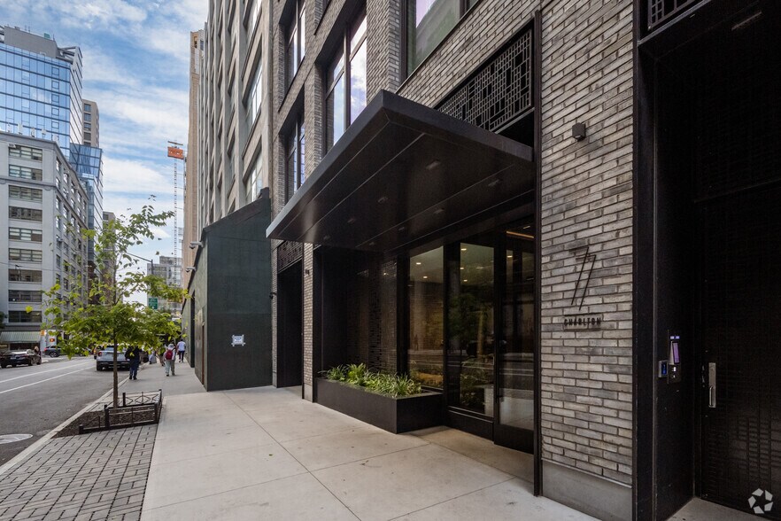More Photos Of 77 Charlton St, New York Apartments For Lease