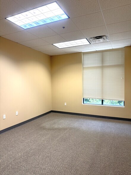 More Photos Of 2700 N Berkeley Lake Rd, Duluth Serviced Offices For Sale