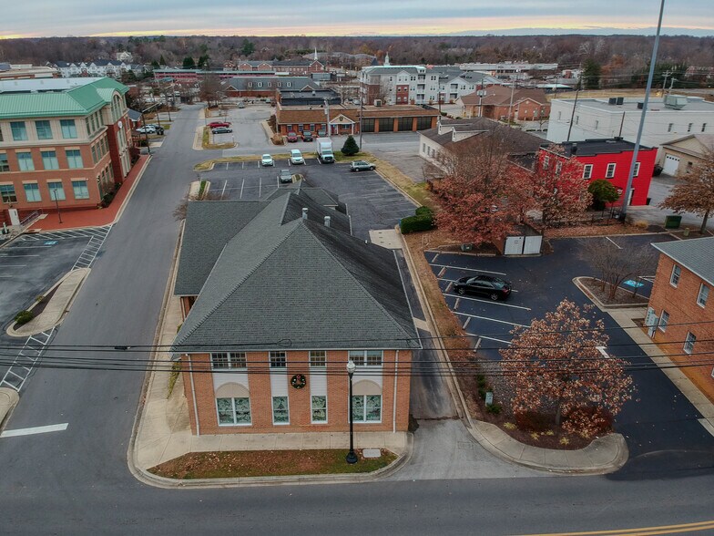 More Photos Of , La Plata Office For Sale
