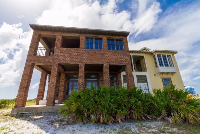 More Photos Of 16 Market St, Orange Beach Office For Sale