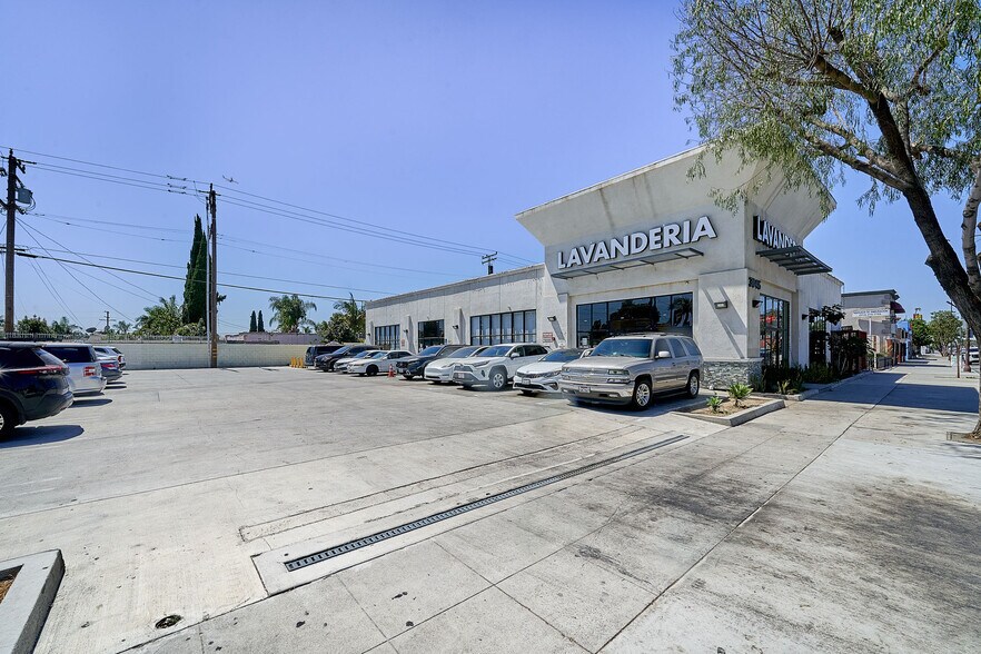 More Photos Of 3046 E Florence Ave, Huntington Park Freestanding For Sale