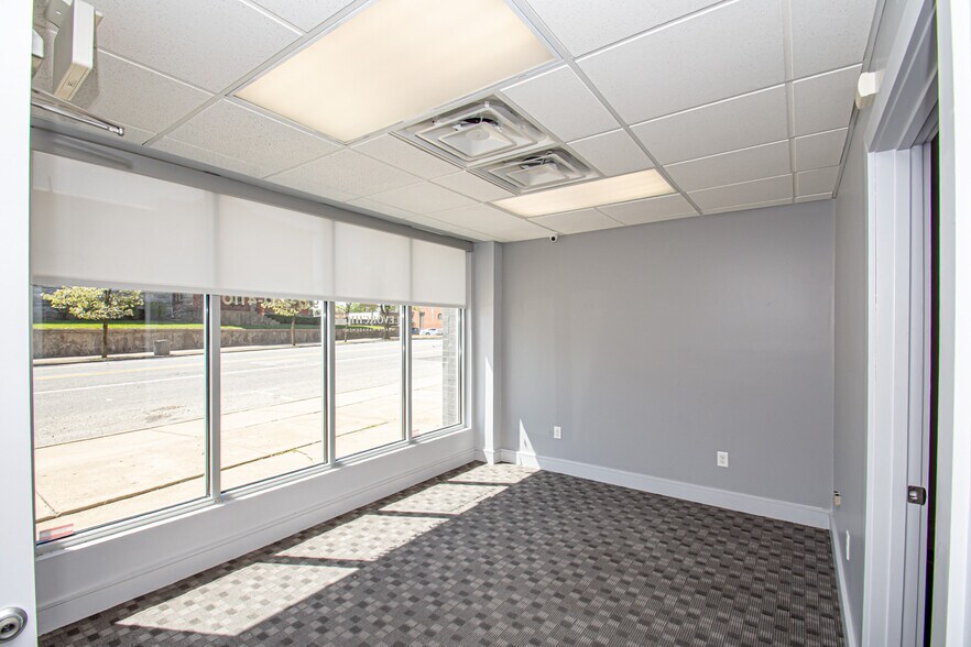 More Photos Of 212 E Court St, Sidney Office For Sale