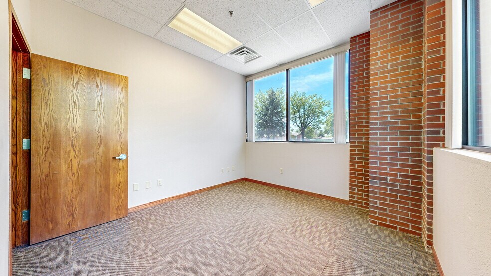 More Photos Of 2695 W Eisenhower Blvd, Loveland Office For Lease