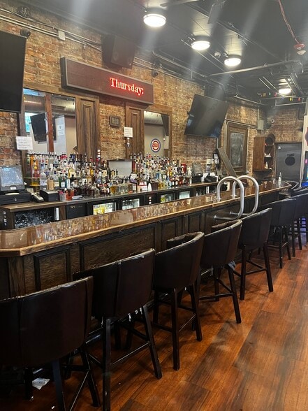 More Photos Of 717 Bellwood Ave, Bellwood Bar For Sale