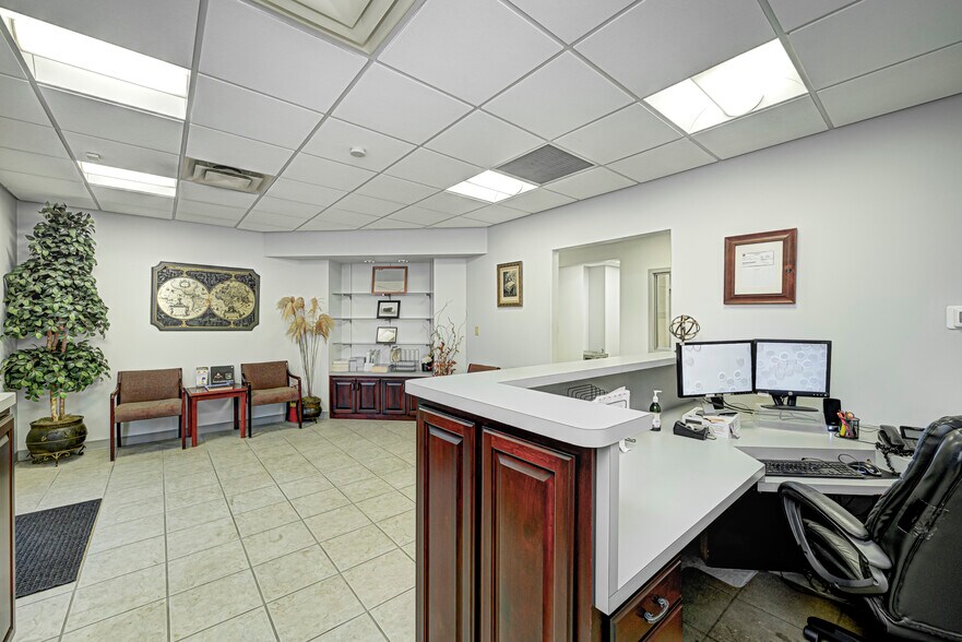 More Photos Of 241 S State Ave, Indianapolis Warehouse For Sale