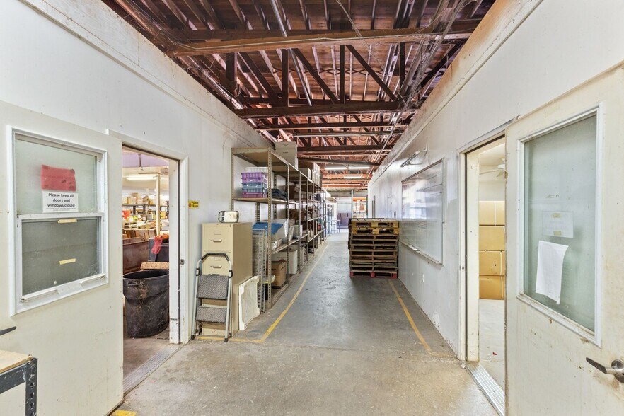 More Photos Of 265 Boeing Ave, Chico Industrial For Sale