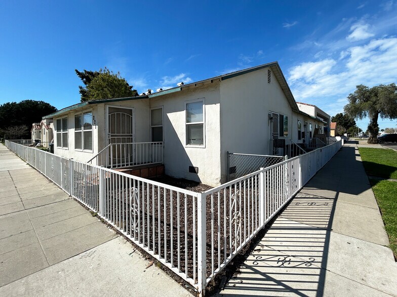 More Photos Of 215 N Miller St, Santa Maria Apartments For Sale