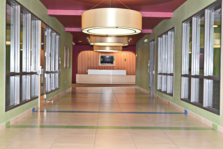 More Photos Of 4755 SW 46th Ct, Ocala Medical For Lease