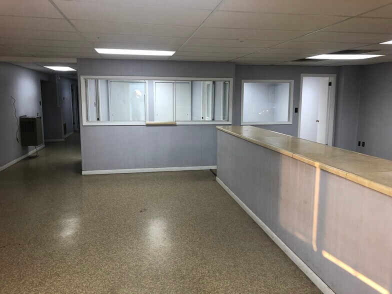 More Photos Of 1106 W 15th St, Hopkinsville Unknown For Lease